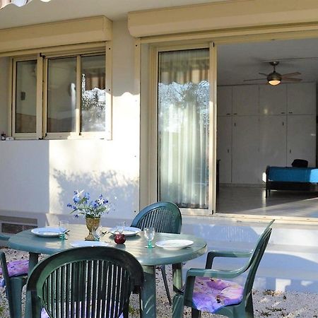 Studio Climatise Au Lavandou Avec Terrasse, Parking Et Environnement Calme - 3 Couchages - Fr-1-251-167 Le Lavandou Luaran gambar